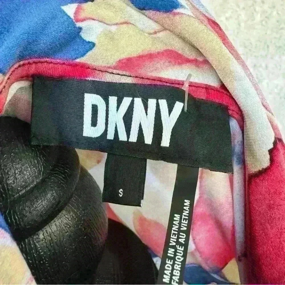DKNY Colorful Printed Tops Size Small Stretchable D03 - Picture 2 of 3
